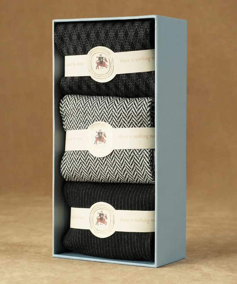 Black Box of 3 Uno - Image 3