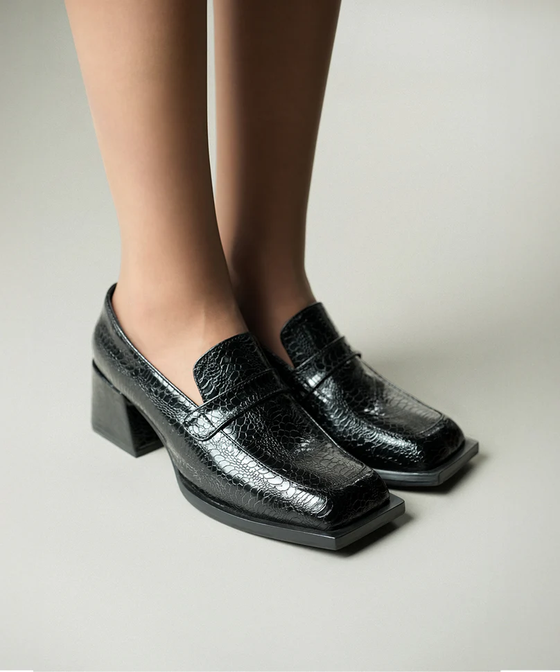 Lennons Black - Image 5
